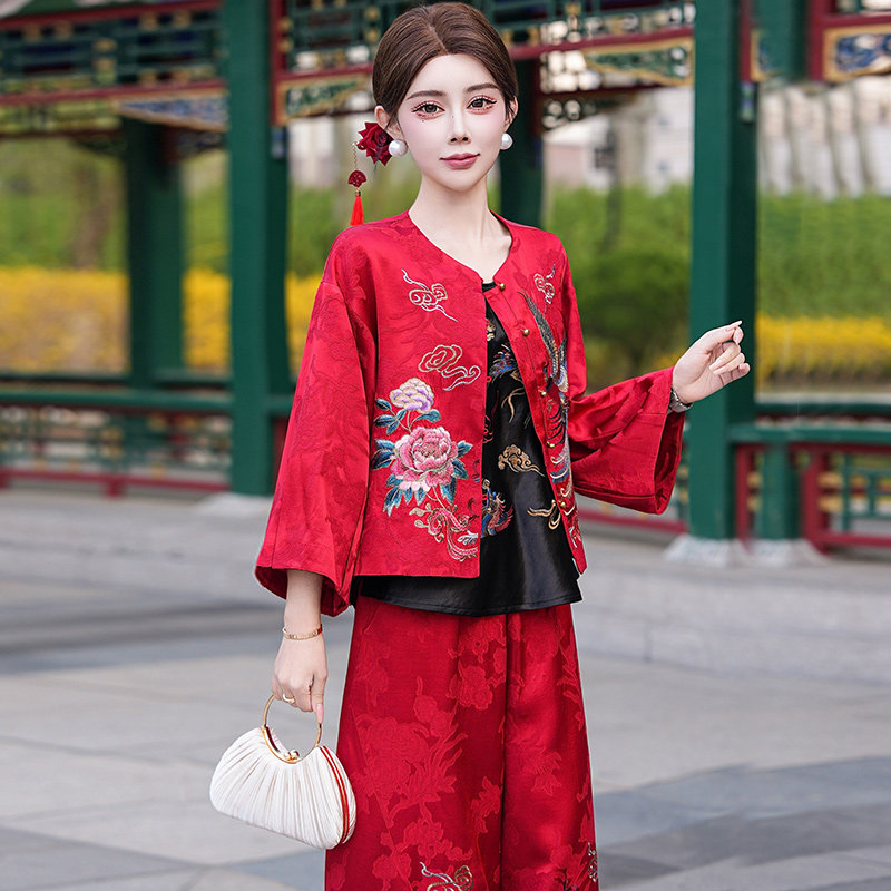 民族风刺绣短款外套开衫上衣女