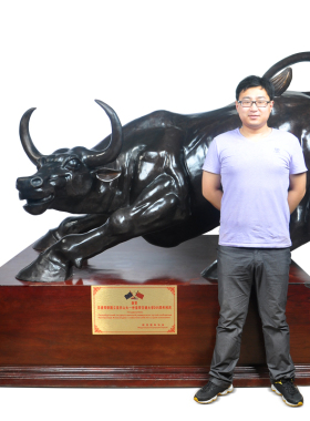 特大华尔街牛银行开业乔迁礼品