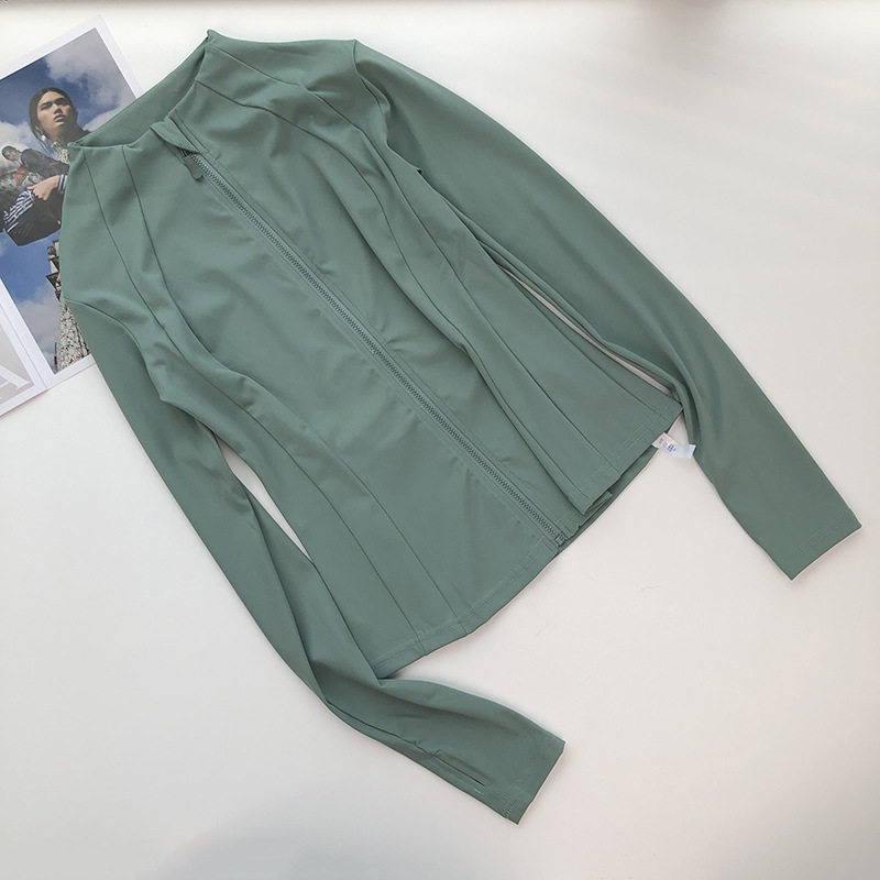 锦纶紧身健身外套拉链高弹力秋冬瑜伽服运动上衣可外穿休闲百搭