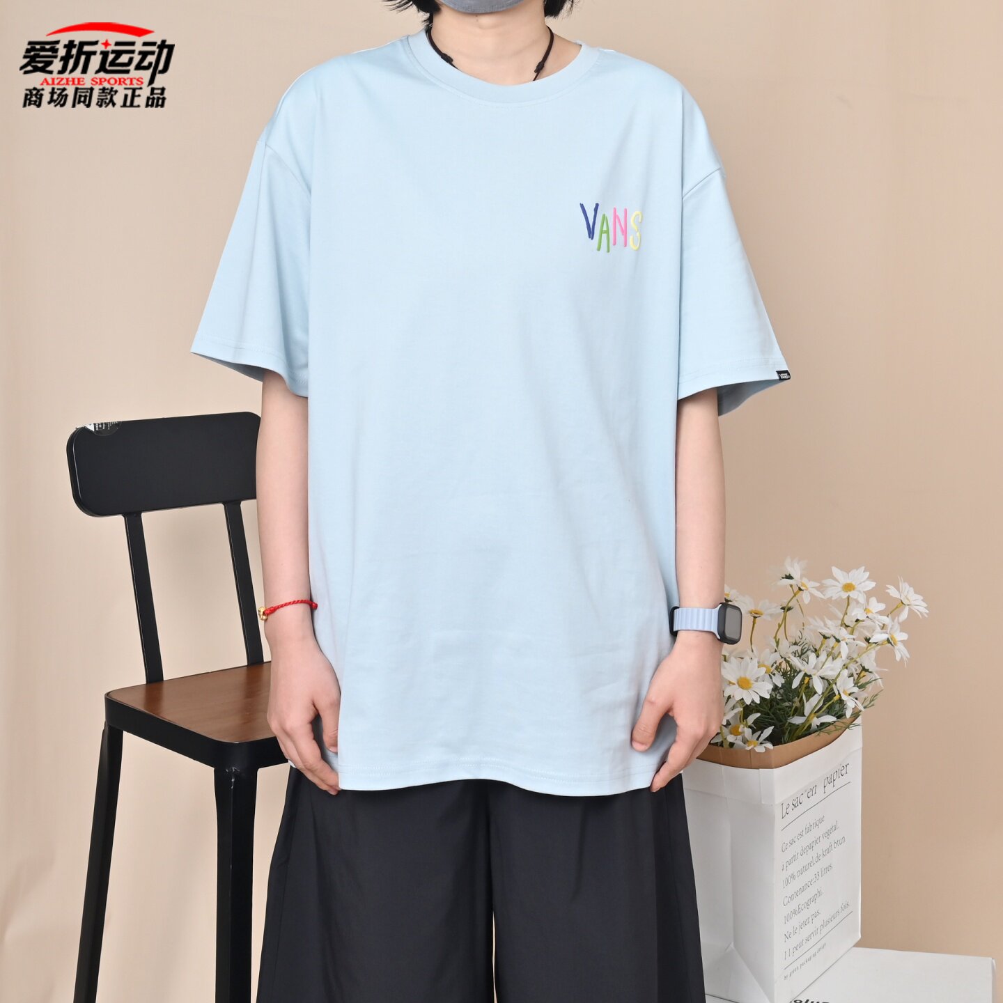 VANS范斯夏季新款男子简约百搭短袖运动休闲圆领T恤衫VN000TMNFOA