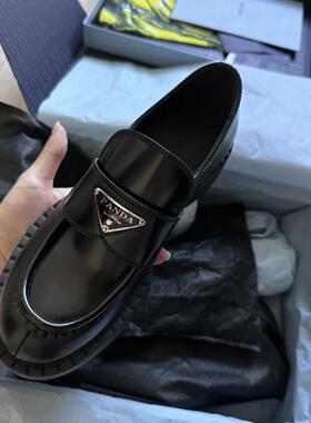 羊皮版~厚底粗跟真皮三角标乐福鞋女小皮鞋一脚蹬英伦风单鞋皮鞋