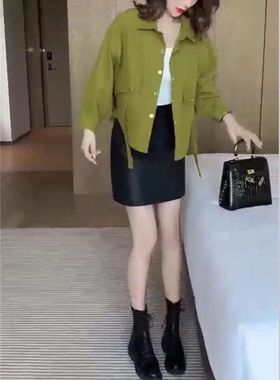 22796大爱美依缘2025秋季新款翻领长袖短外套不规则底摆宽松洋气