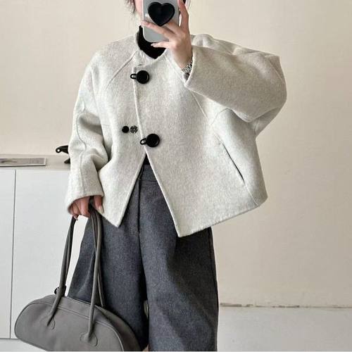 ZY259188大爱美依缘2025秋季新款盐系女气质短款宽松减龄毛呢外套