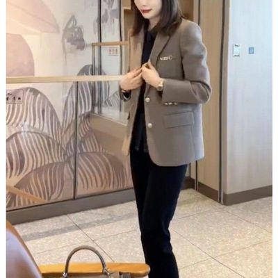 22929大爱美依缘2025秋冬新款时尚翻领长袖西服小脚裤女洋气显瘦