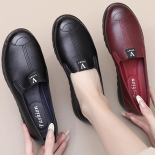 舒适不累脚妈妈鞋 中老年老人鞋 黑色平底皮鞋 女鞋 防滑软底单鞋 秋季