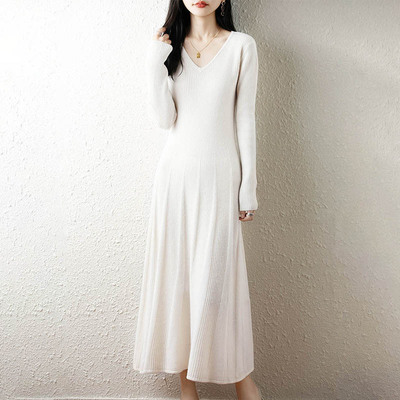 高品100羊毛秋冬新款纯羊毛V领针织连衣裙长袖女纯色修身显瘦长裙