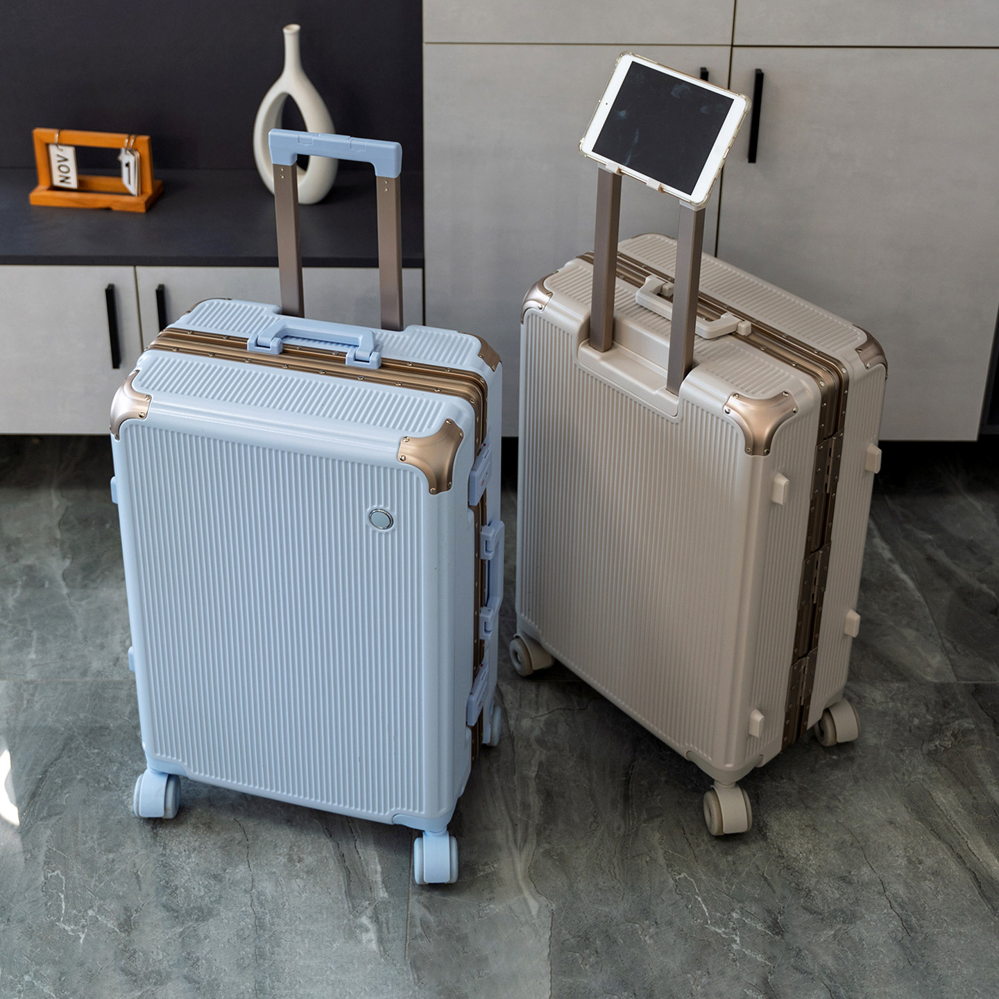 袋鼠全pc材质行李箱可上飞机20寸男生2025新款拉杆密码旅行登机箱