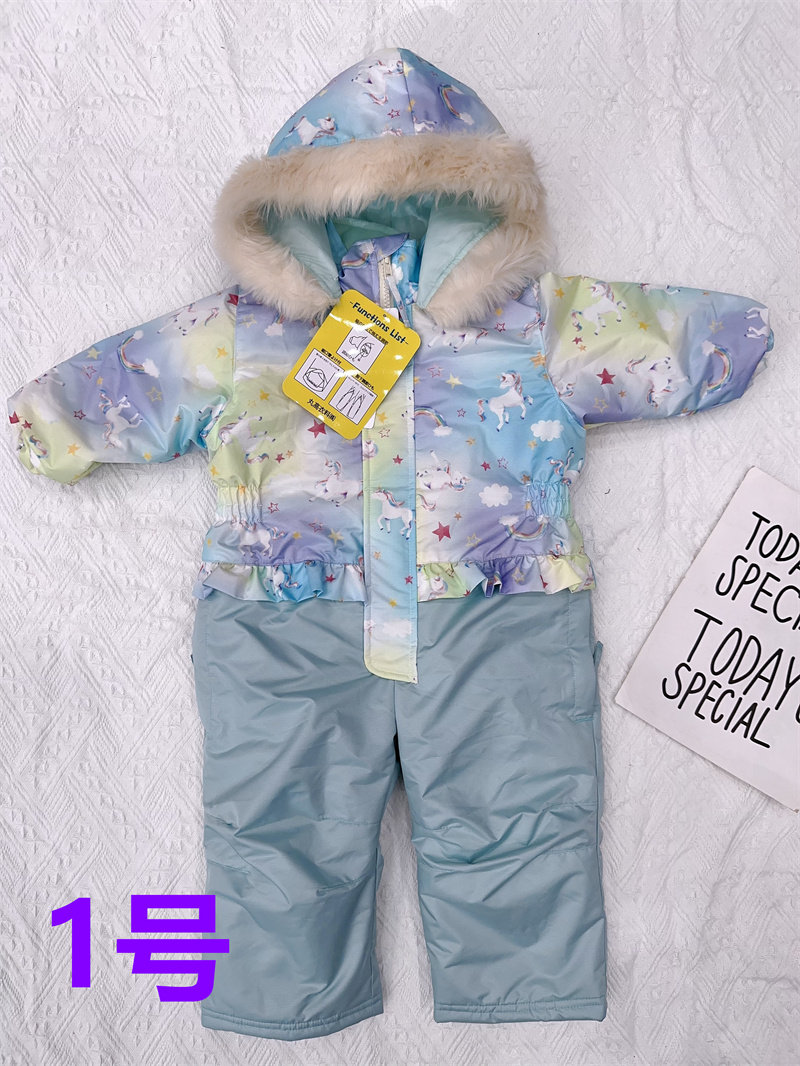 日单冬季儿童连体滑雪服可调节防风防水防寒保暖玩雪服