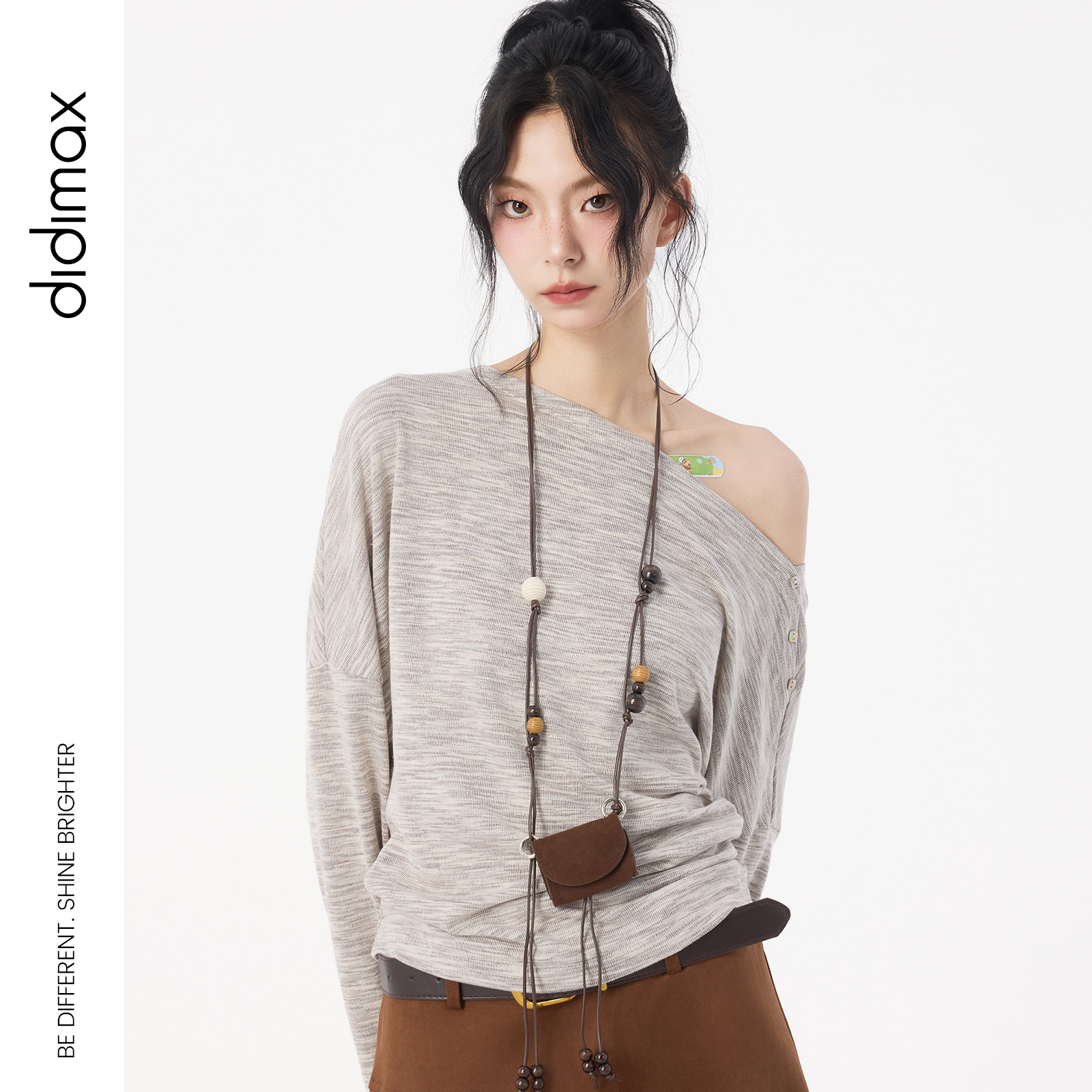 didimax秋季新款灰色斜领长袖 露肩休闲上衣宽松女装韩版Q40158图片