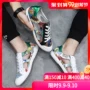 Mùa hè da trắng sandal bé trai Hàn Quốc giày lỗ thoáng khí giày nam xu hướng cá tính giày rỗng nam - Sandal dép quai nam