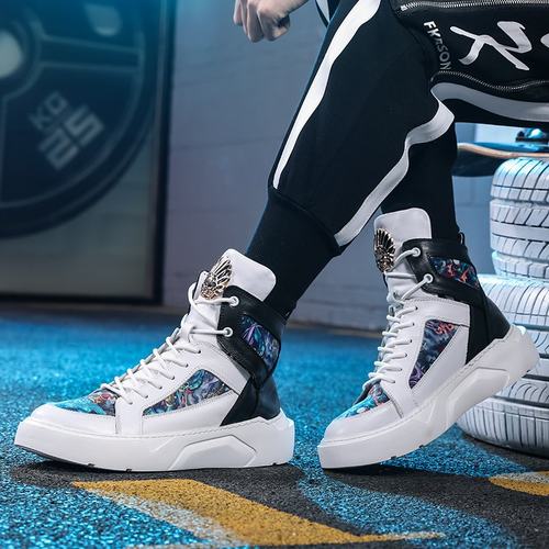 aj白色休闲风透气涂鸦高帮板鞋