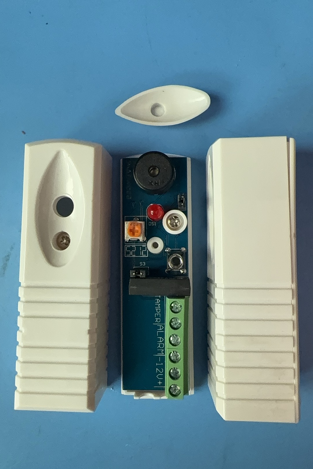 特价RV971A震动感应探测器有线震动ATM震动报警器常闭振动传感器