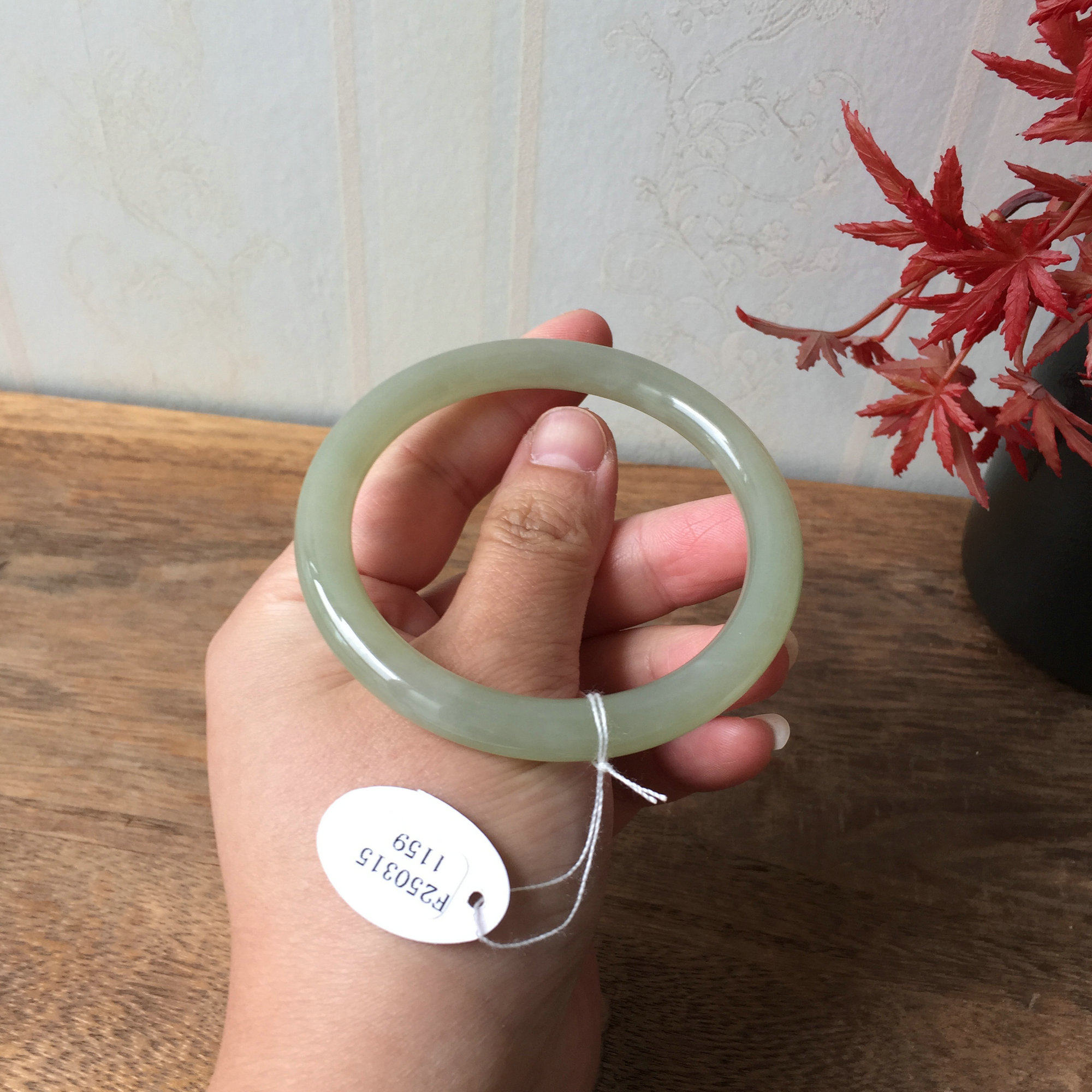 圈口约57.9mm天然正品和田玉手镯 青海料青白玉圆条玉石镯子饰品