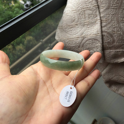 天然A货缅甸料翡翠薄款中福手镯