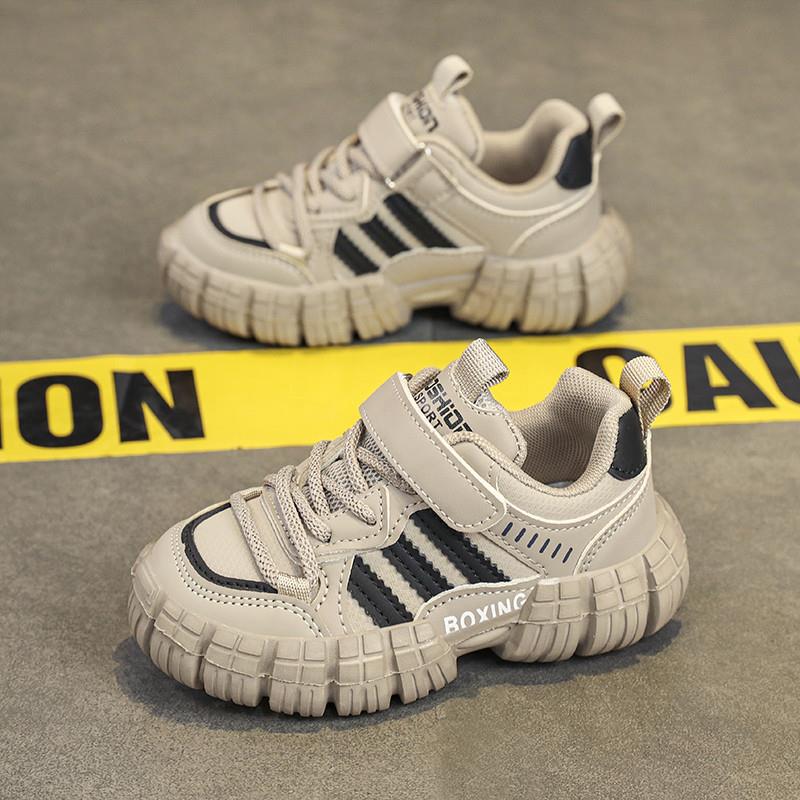 男童鞋子春秋2025新款透气儿童运动鞋中大童轮胎底防滑男孩跑步鞋