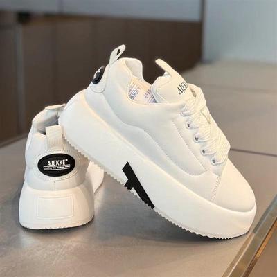 高级感男鞋夏季透气小众原创厚底休闲板鞋男款增高潮流运动小白鞋