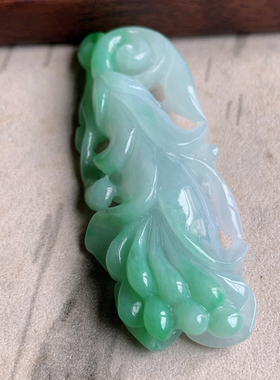 缅甸翡翠A货挂坠小吊坠送鉴定证书冰糯种飘阳绿兰花挂件141928