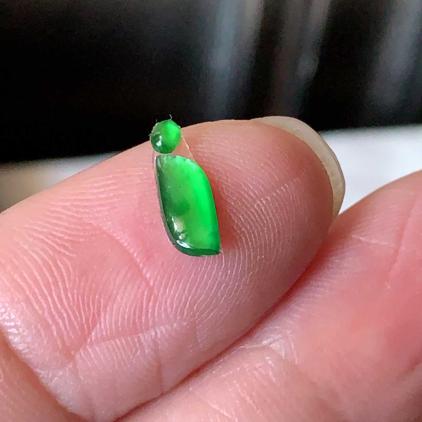 天然翡翠A货玉石裸石镶嵌戒面