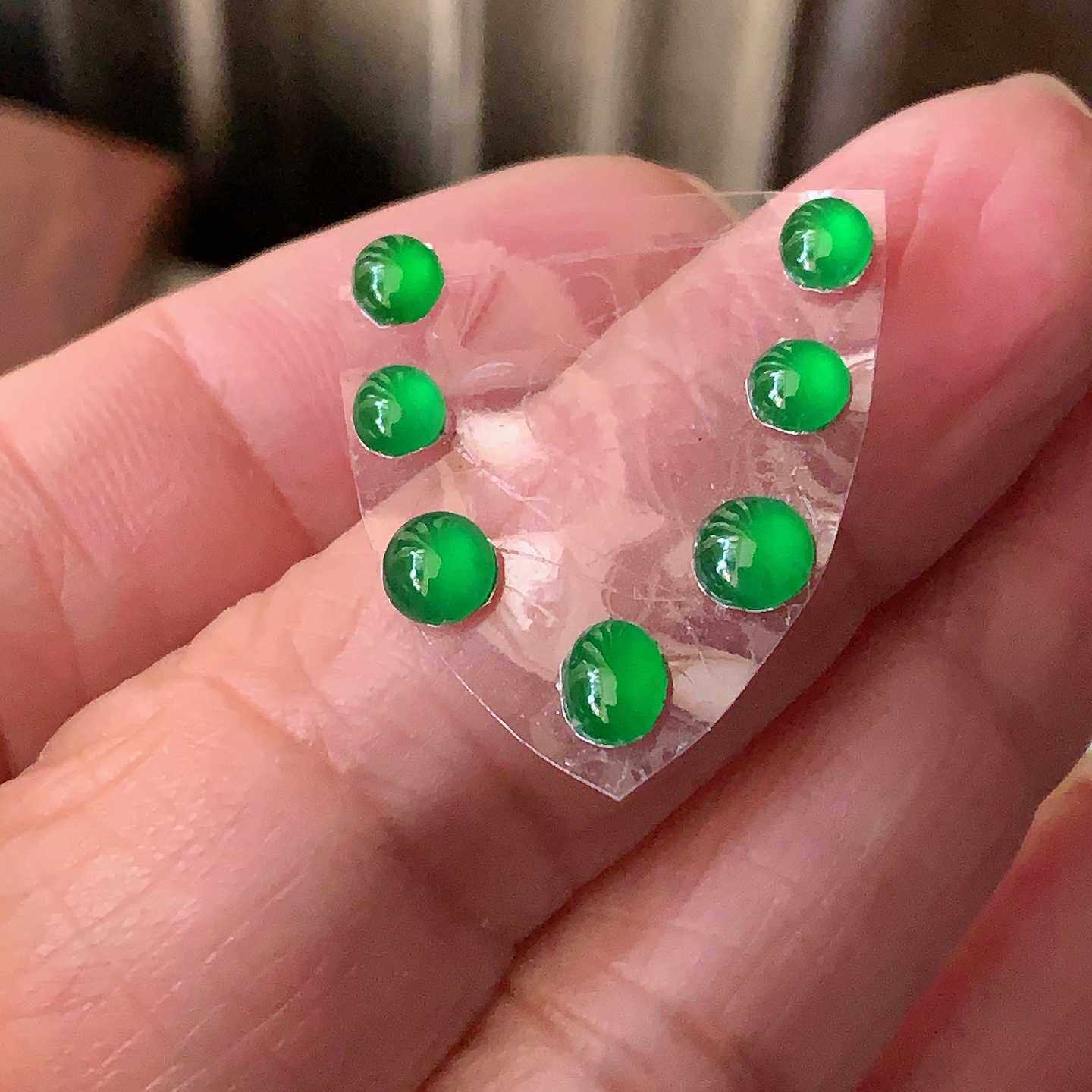 翠都翡翠A货冰种辣阳绿蛋面套装