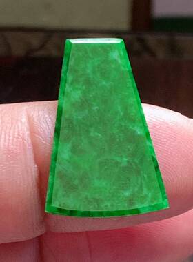 缅甸天然翡翠A货玉石裸石镶嵌戒面送证书冰种辣绿梯形素面400222