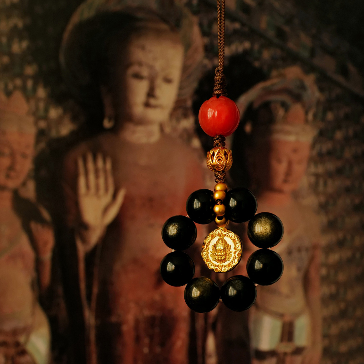财智次第花开|金曜石手机链