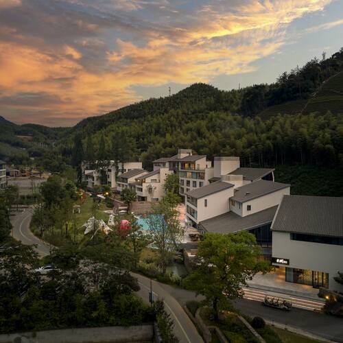 安吉竹仙湖君澜庄园2晚+双早+竹仙湖垂钓体验+户外戏水池
