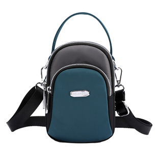 冬天小包包女斜挎2024新款潮百搭时尚迷你单肩随身牛津帆布手机包