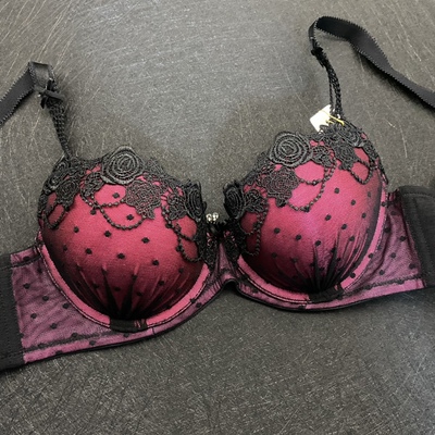 70A 75A 75B 80A 80B 粉黑复古刺绣调整型上薄下厚聚拢三排扣