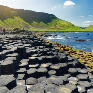 北爱尔兰巨人之路黑暗树篱一日游贝尔都柏林往返赠泰坦尼克号馆票