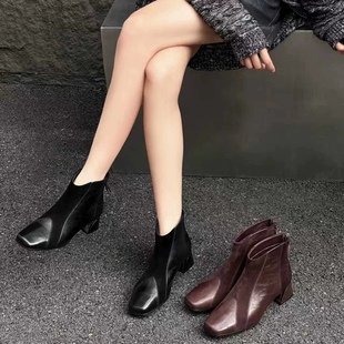 98M2071 羊猄拼牛皮4分跟小方头石头纹女士瘦瘦靴 1秋冬新款