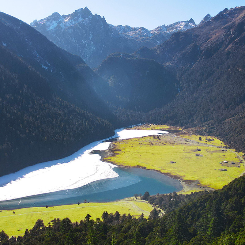 香格里拉无底湖一日游纯玩小团