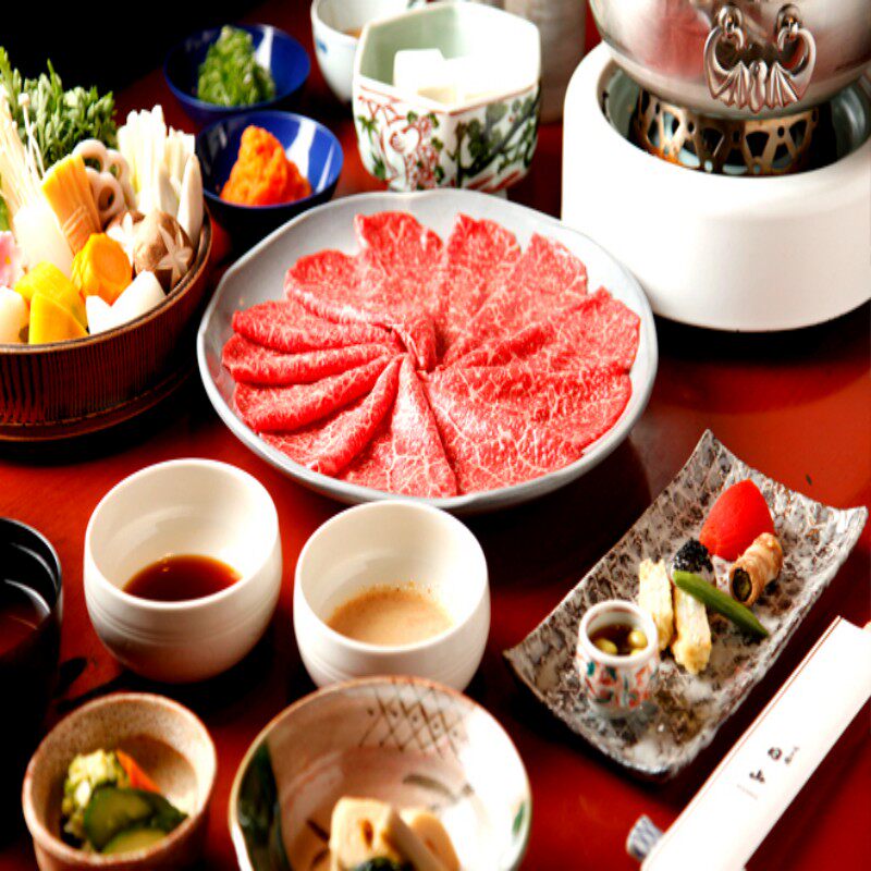 32】日本旅游东京米其林一星和牛寿喜烧餐厅 日山 美食套餐预定