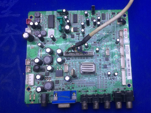 原装TCLLCD27K76主板40-XPMS18-DIE2XG屏T260XW02