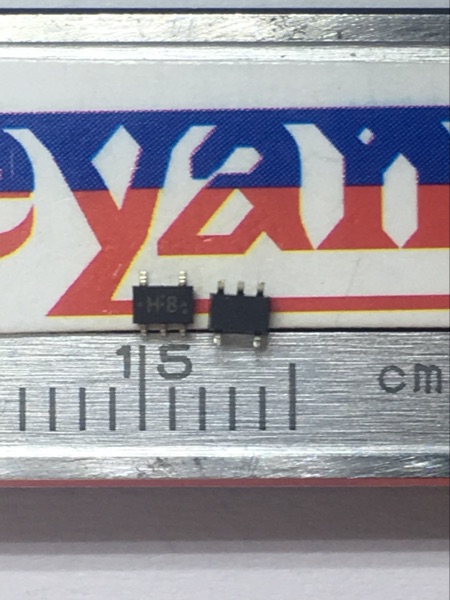 贴片二三极管 TC7SH86FU SOT-323-5 TOSHIBA 丝印H8 芯片