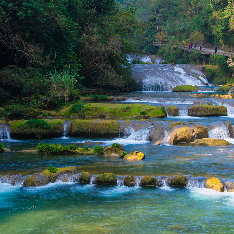 【深度体验】拒绝走马观花，旅行不留遗憾！ 【精选酒店】全程高品质酒店，玩得好也要住的好！ 【品质保证】专属品质，0购物，真正让您放心游！ 【贴心服务】精选司机保驾护航，贴心管家随时为您解答疑惑