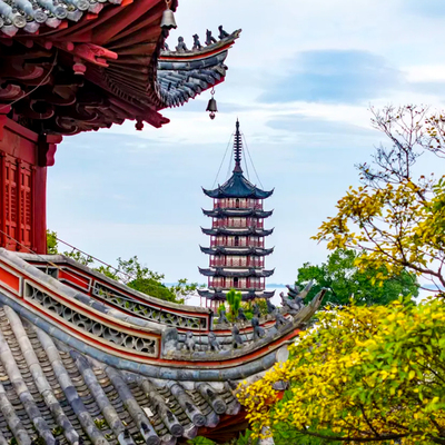 跟着课本去观潮 盐官2天1晚宿盐官潮乐之城宣德门酒店 含早餐 纯玩休闲旅游