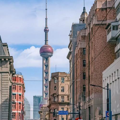 【小众景点】小众体验模式打卡经典IP，才能体会上海的精致浪漫 【深度踩点】为了不错过一处精彩，我们用心走了一遍又一遍 【品质保证】全程无购物、无隐性消费、 删除鸡肋景点 【特别注明】如遇高峰老师档期不足，则安排他的弟子