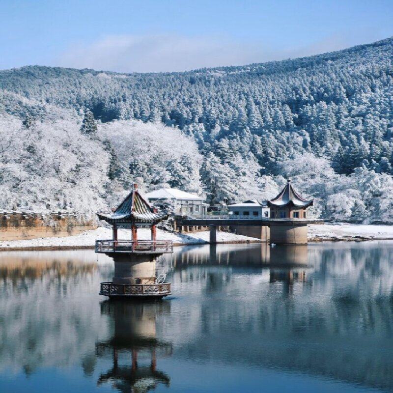 ®ɽ���� ��ɽ��23������ ����׷����ƺ�+���˶���® //Ԥ�� 97Ԫ��2��(��48.5Ԫ/��)