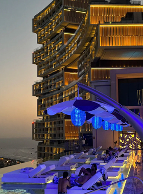 迪拜SO卓美亚古堡和夏皇逸宫SLS阿玛尼酒店预订1晚特惠套餐含双早