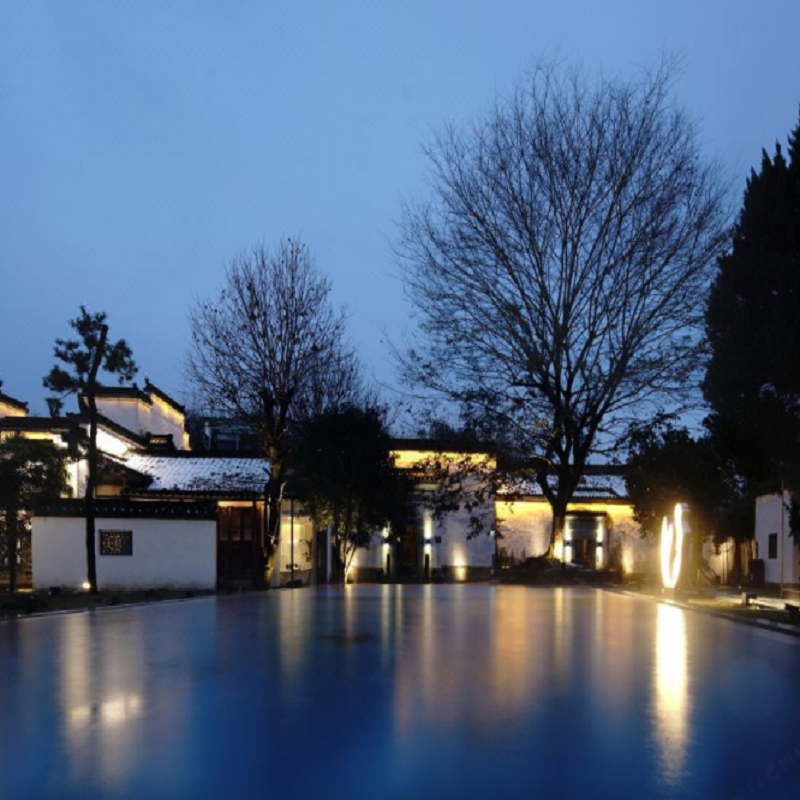 安徽黄山诗莉莉酒店3店可选1晚套餐/含早/下午茶/齐云山门票