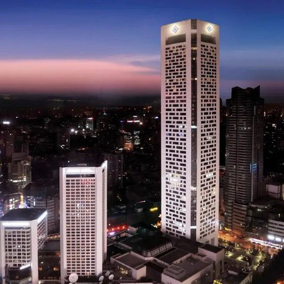 南京金陵饭店1晚含早+双人自助晚餐