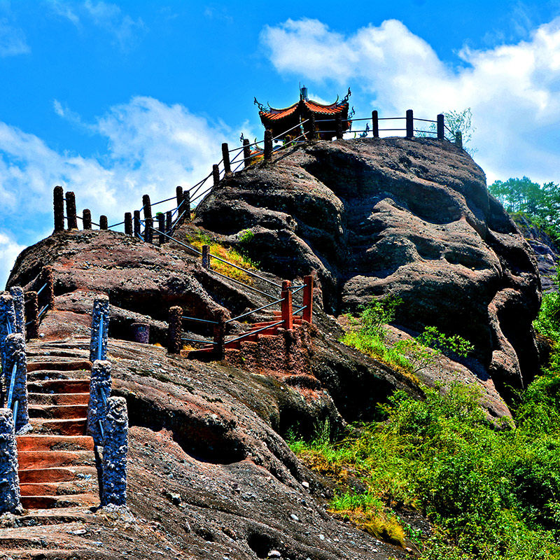 福建龙岩永定长汀冠豸山九鹏溪梁野山梅花山培古田龙崆洞包车旅游