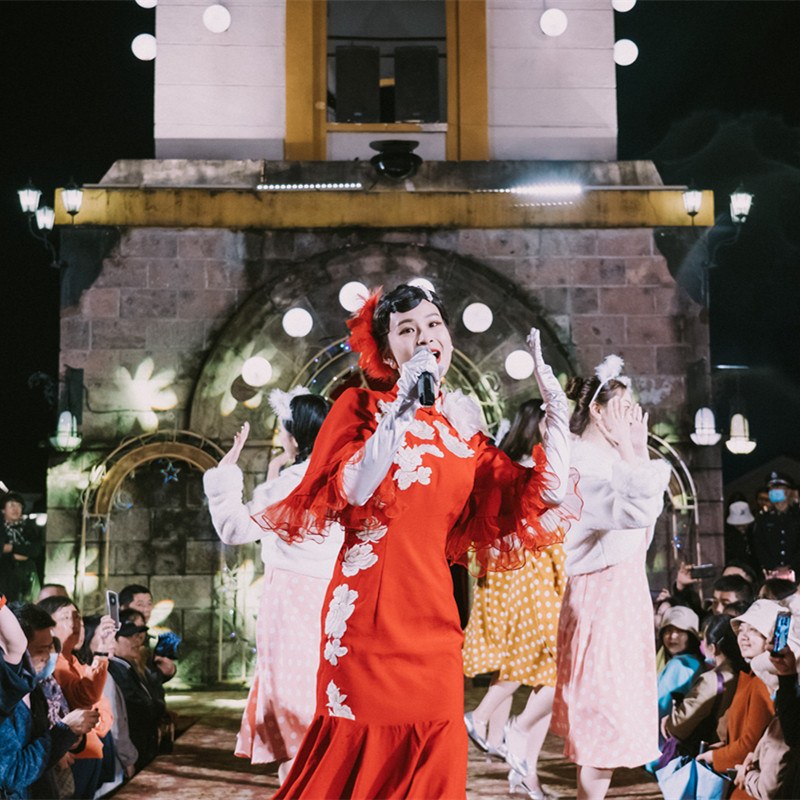 【入戏里酒店·广州街店套餐】含双人横店门票组合自选享多次入园，吃