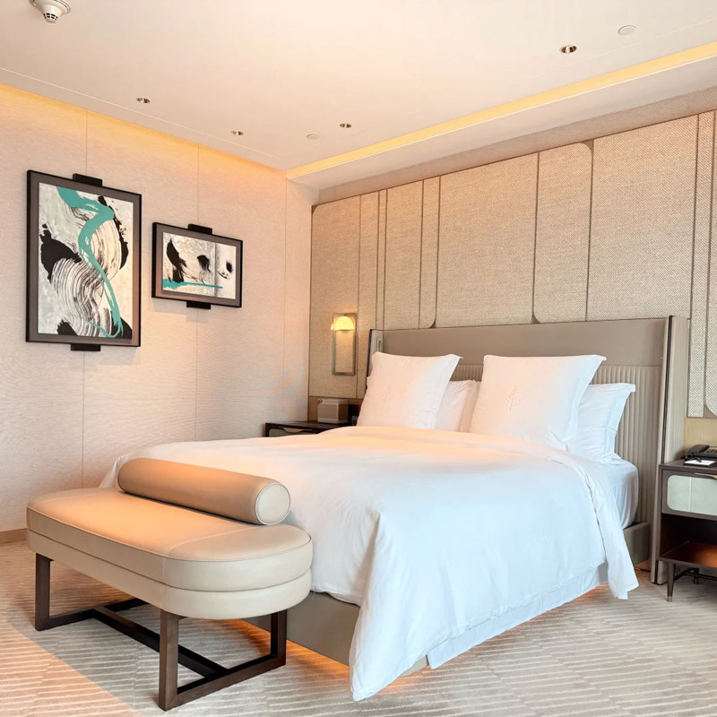 找客服询底价，享隐藏VIP超值套餐礼遇 实名预定保证入住，预定后可致电酒店查询 旅行社协议价官方预定，帮您省钱省心 全球奢华酒店均合作，全程一对一客服接待