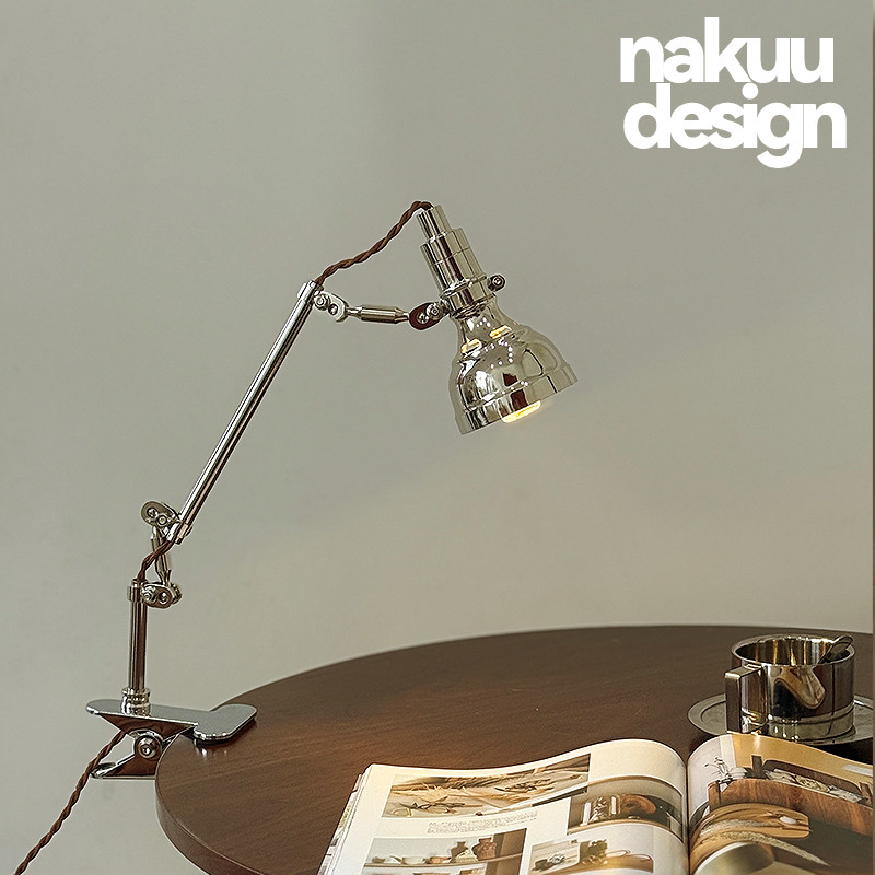 妥妥金属风！可调节摇臂夹子台灯