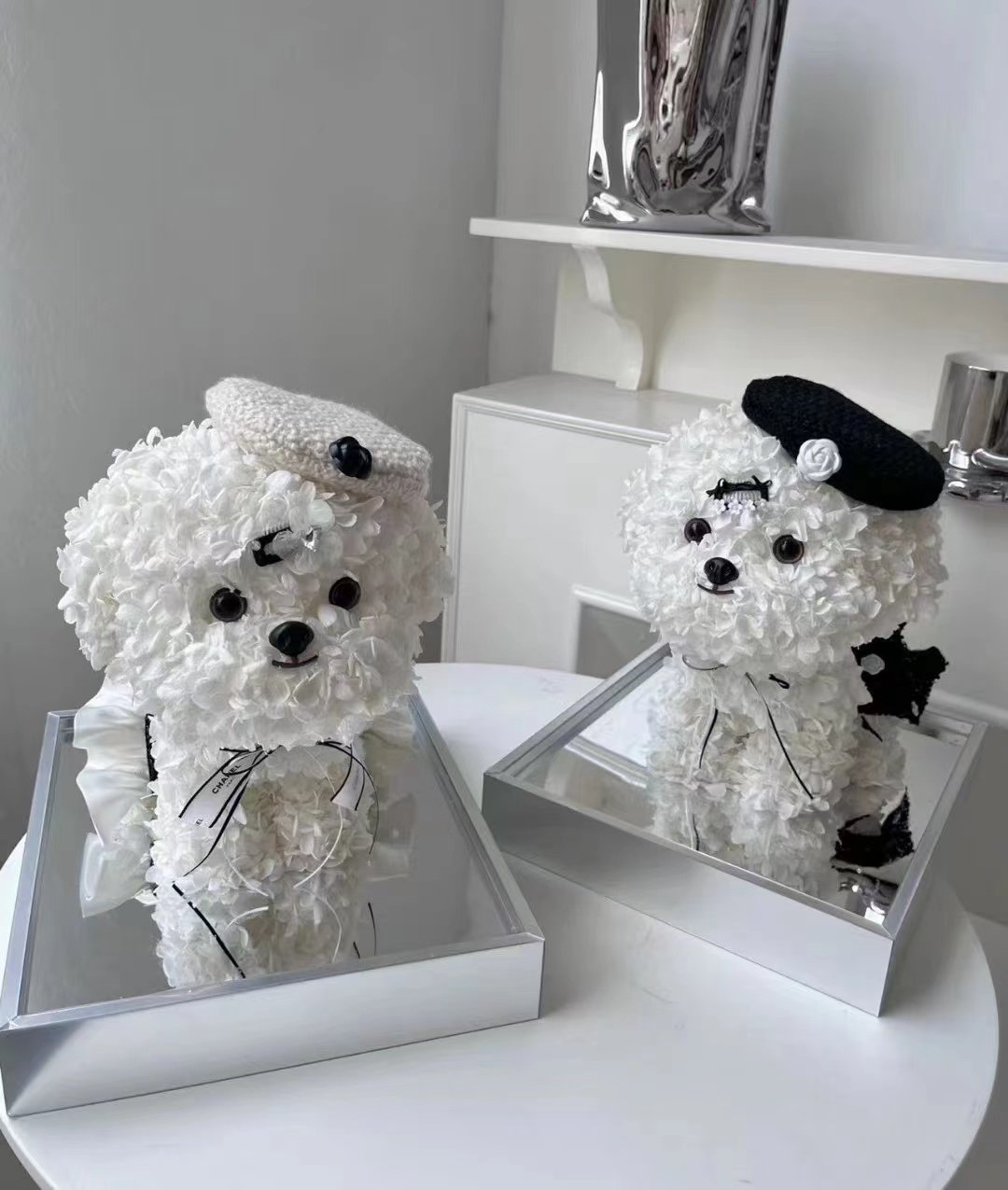 泰迪犬马尔济斯犬永生绣球花小狗狗摆件礼盒圣诞生日礼物送女朋友