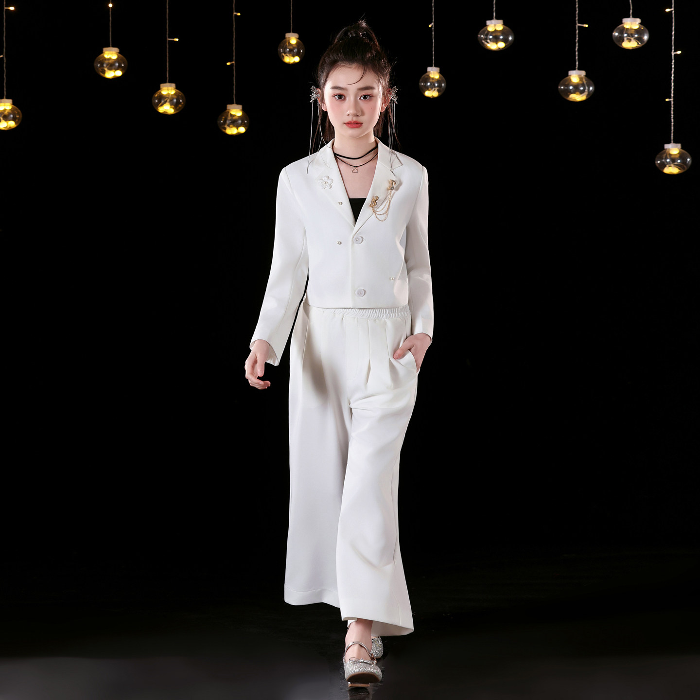 女童礼服轻奢阔腿裤走秀唱歌主持人西装潮服中大童女孩钢琴演出服