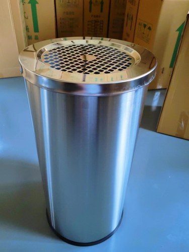 烟灰桶吸烟烟灰缸垃圾桶