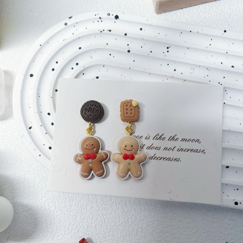 原创设计可爱不规则姜饼人饼干耳环圣诞氛围感披萨耳夹无耳洞ins