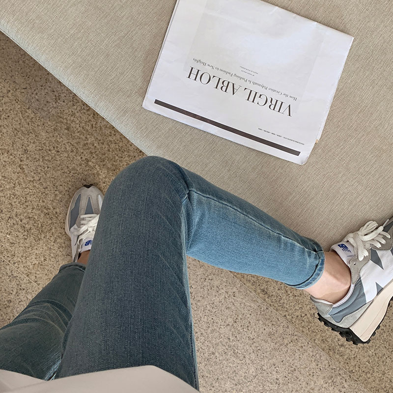 孕妇小脚牛仔裤九分时尚秋季外穿蓝色打底裤春秋款紧身铅笔裤子潮